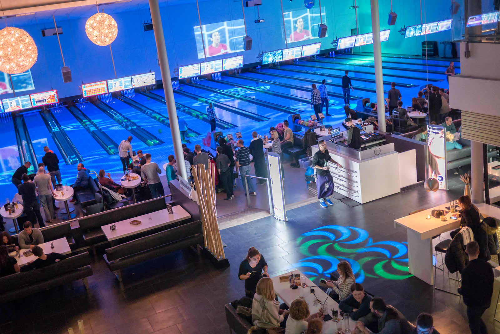 Die Bahnen im Bowling Room Koblenz